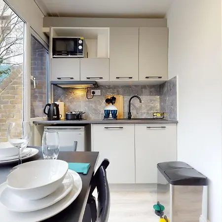 Stylish Studios Near Regents Park! Londres Extérieur photo